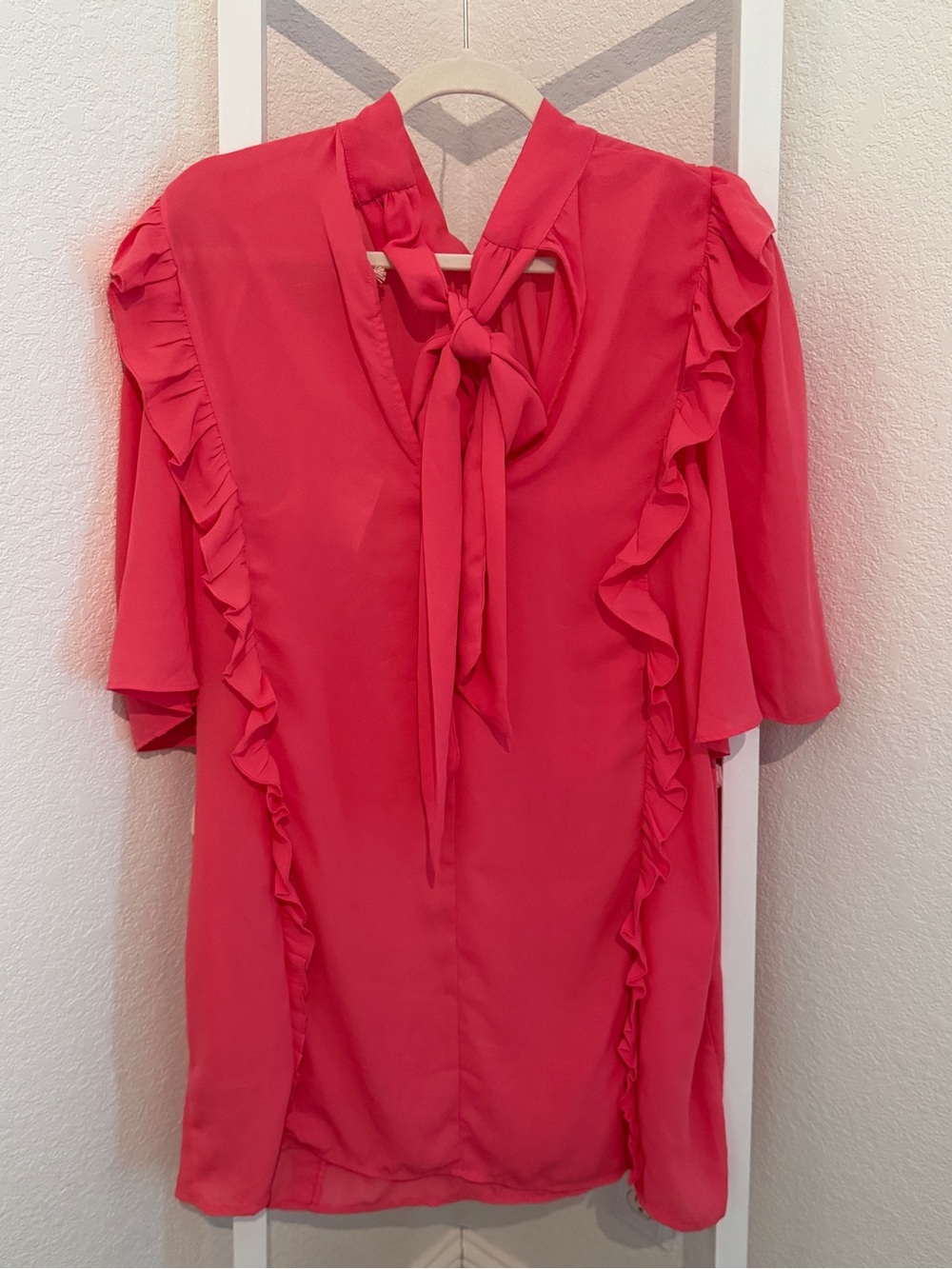 NWT Happy x Nature Kate Hudson Pink Ruffle Tie Neck Mini Dress M